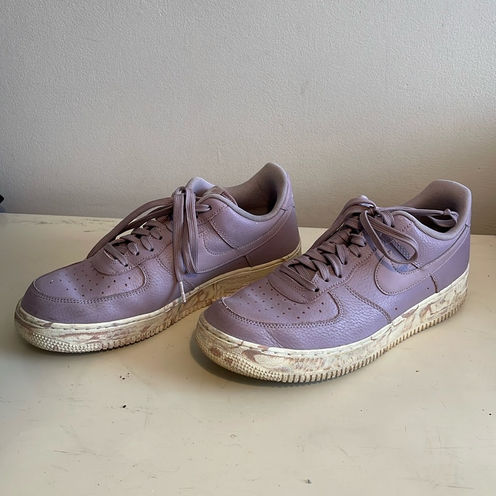 Nike Air Force 1 07 LV8 Leather Elemental Rose